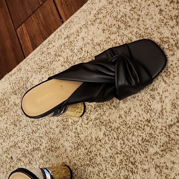 Twisted high Heeled Sandals - Picture 6 of 13